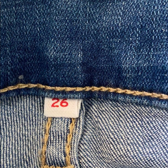 Levi shorts - Picture 3 of 3